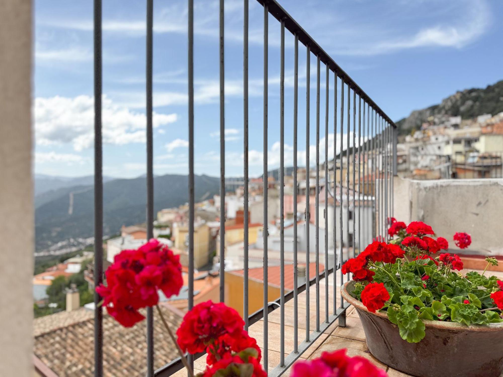 La Casa Di Nonna Pietra Apartman Baunei Kültér fotó